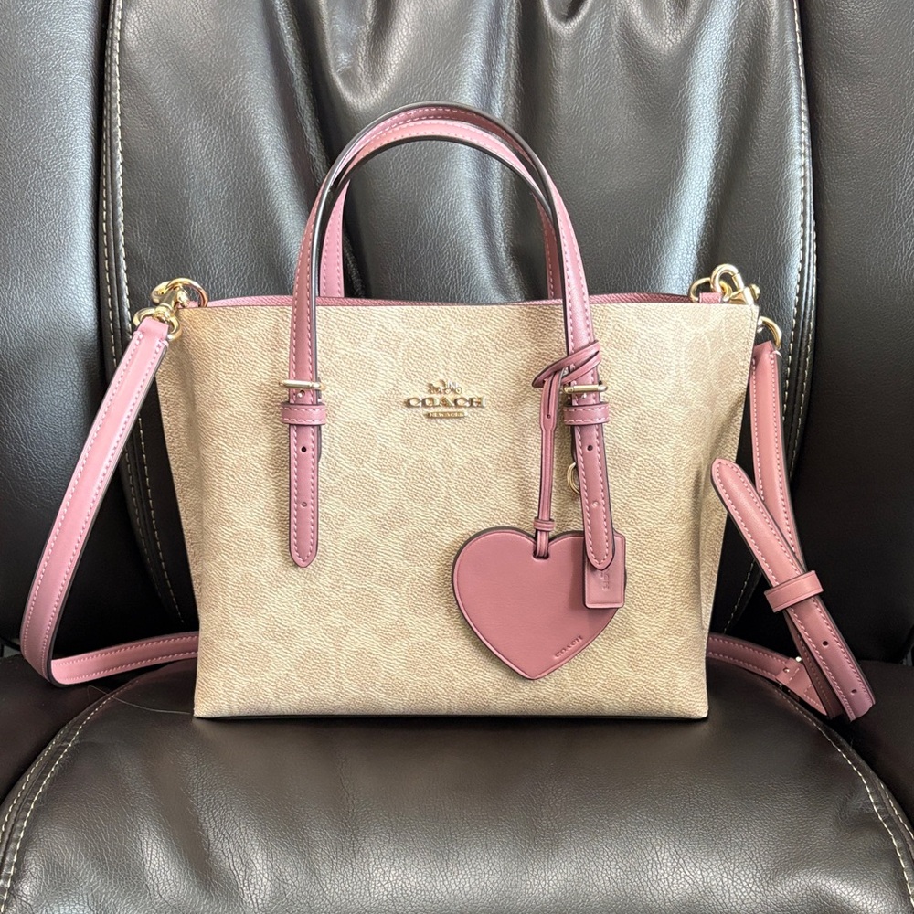 Coach Mollie Tote Bag 25 In Signature Canvas With Heart Charm